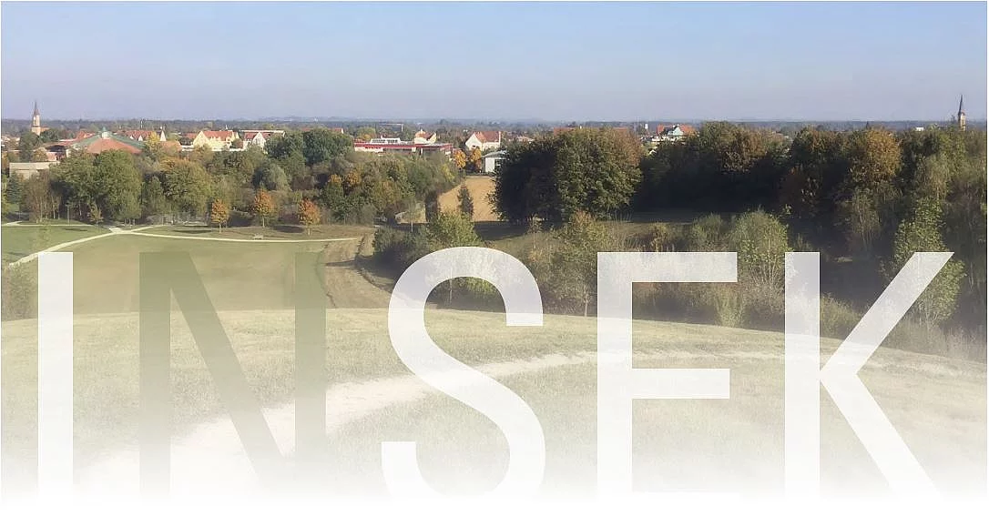 Blick auf Königsbrunn mit Schriftzug INSEK